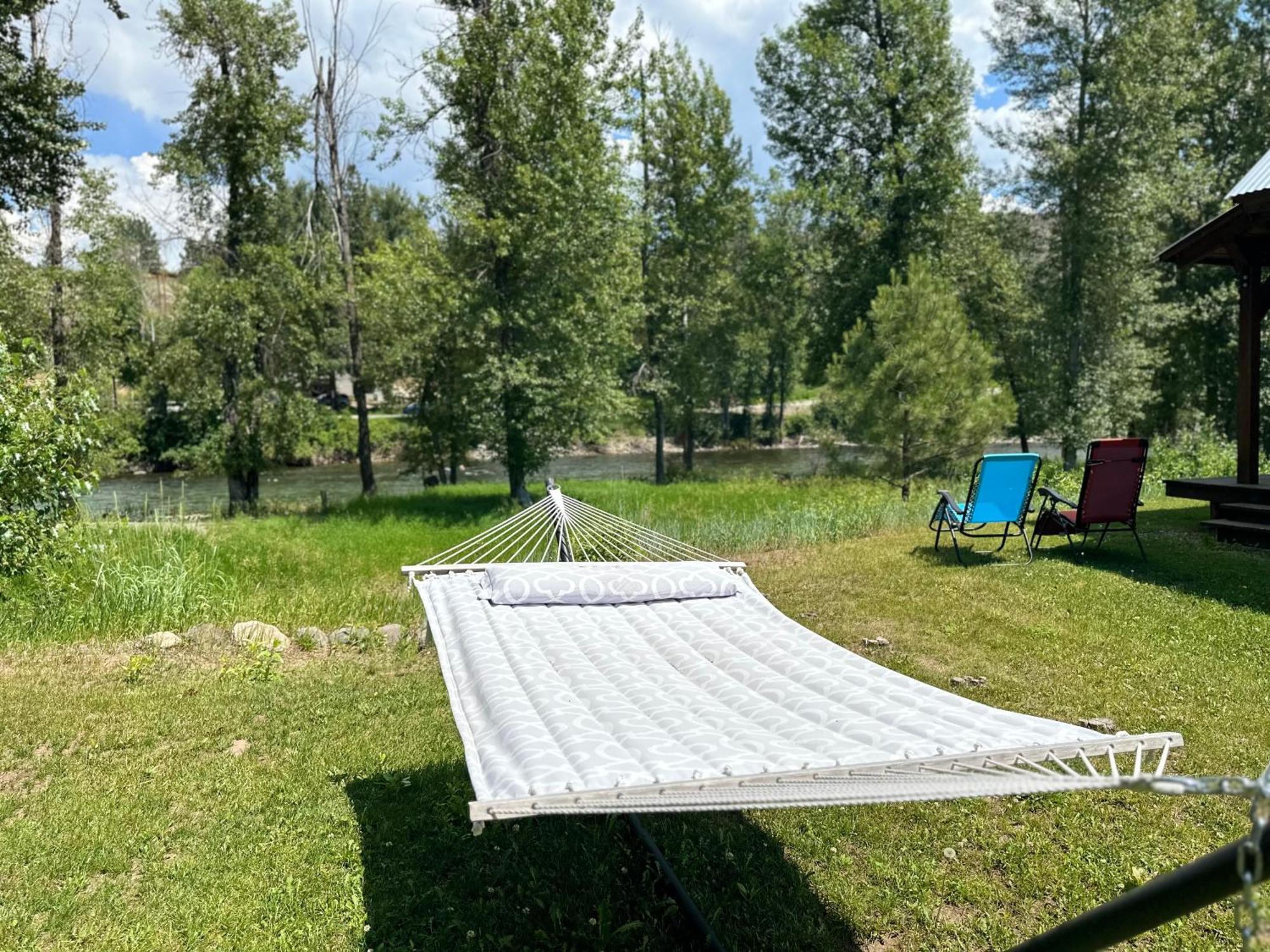 Methow River Lodge And Cabins Уинтроп Экстерьер фото