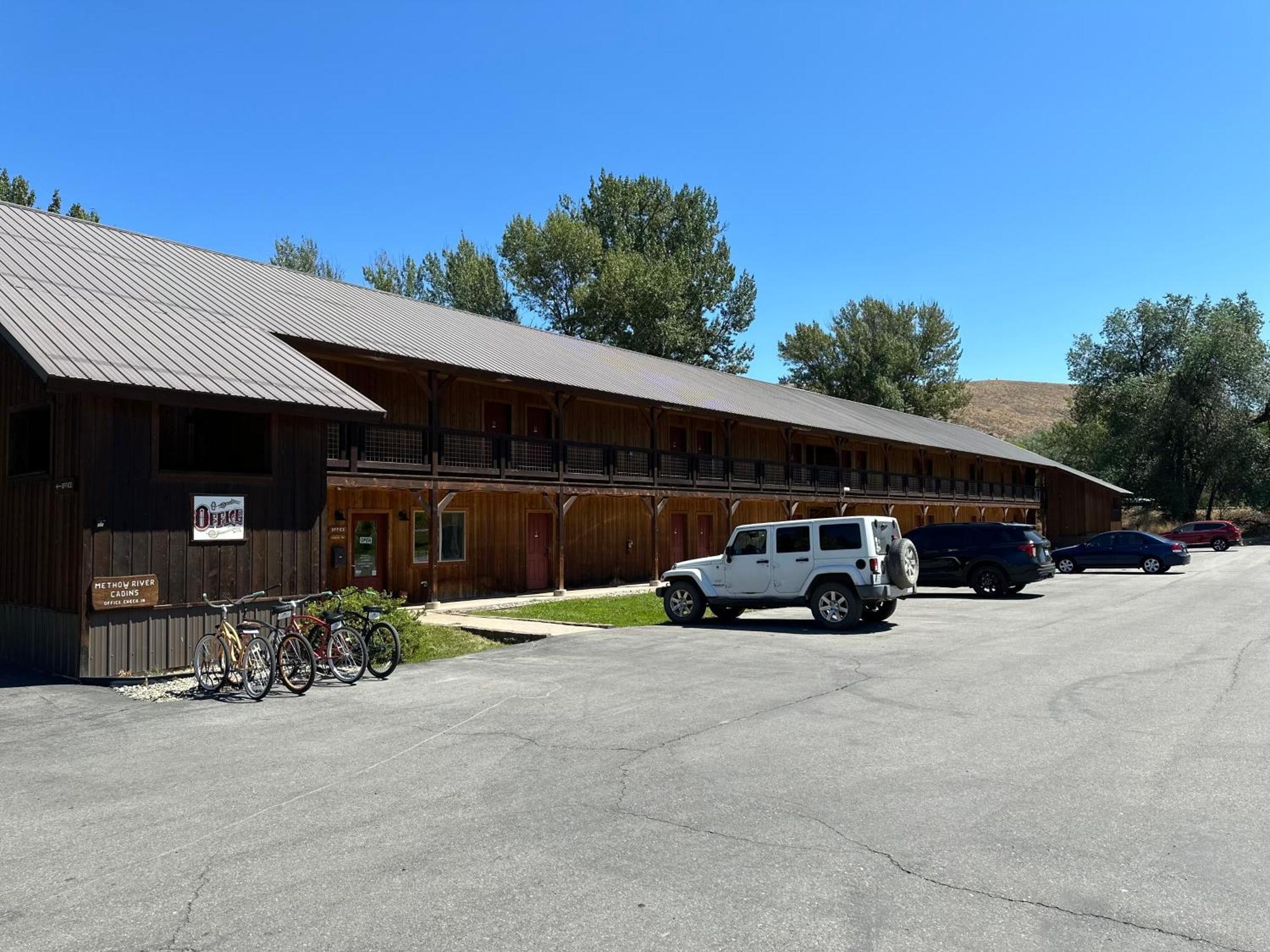 Methow River Lodge And Cabins Уинтроп Экстерьер фото