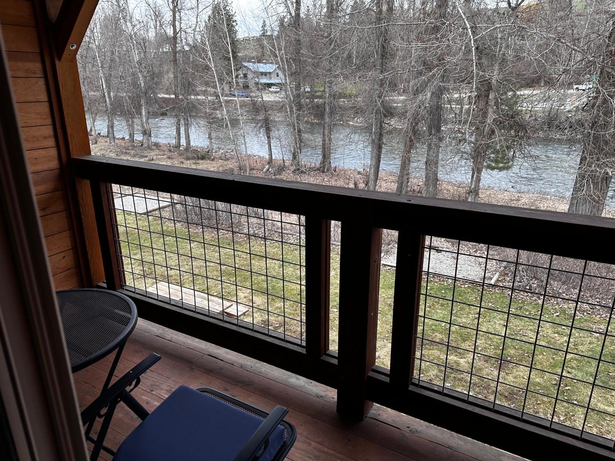 Methow River Lodge And Cabins Уинтроп Экстерьер фото