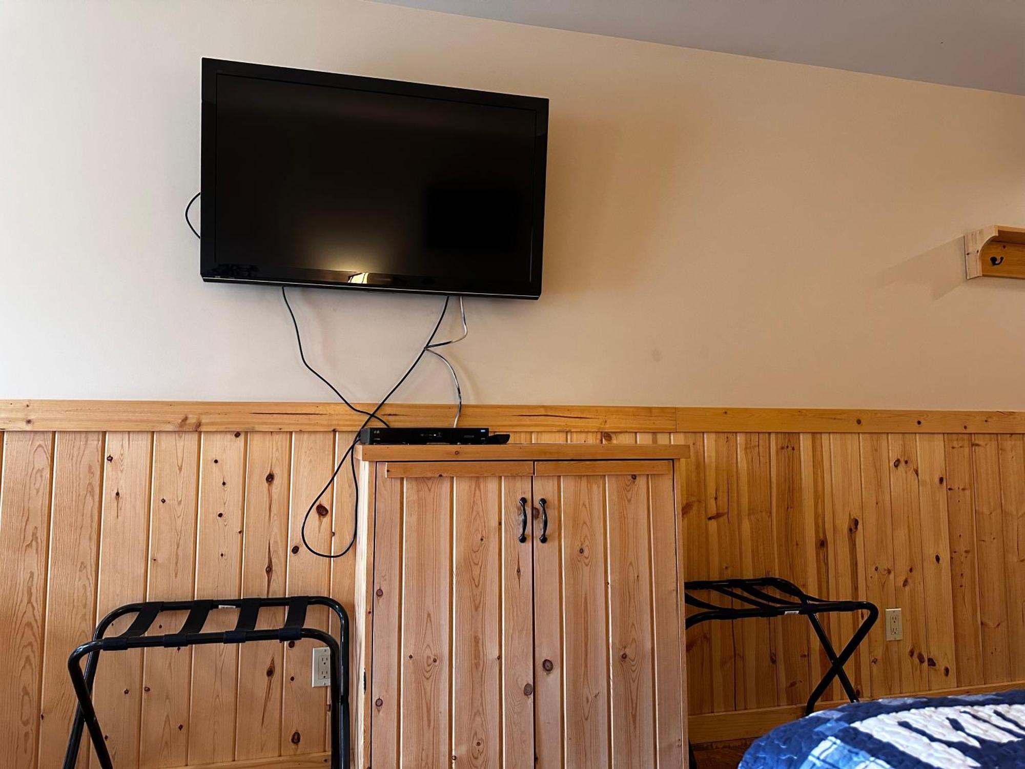 Methow River Lodge And Cabins Уинтроп Экстерьер фото