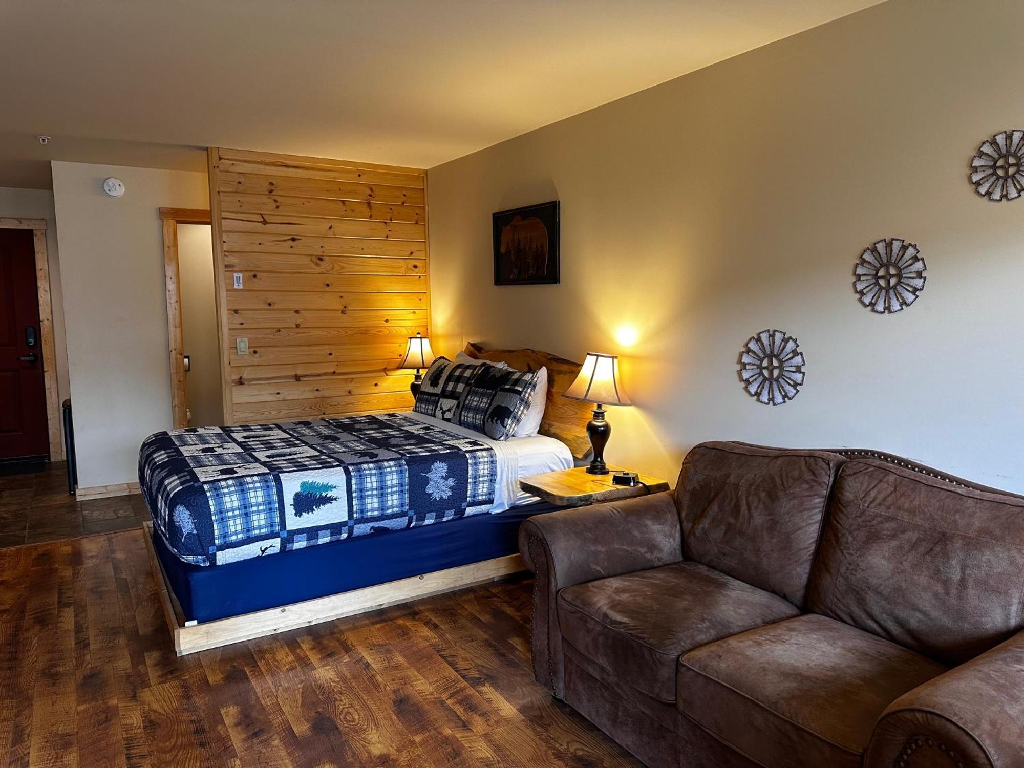 Methow River Lodge And Cabins Уинтроп Экстерьер фото