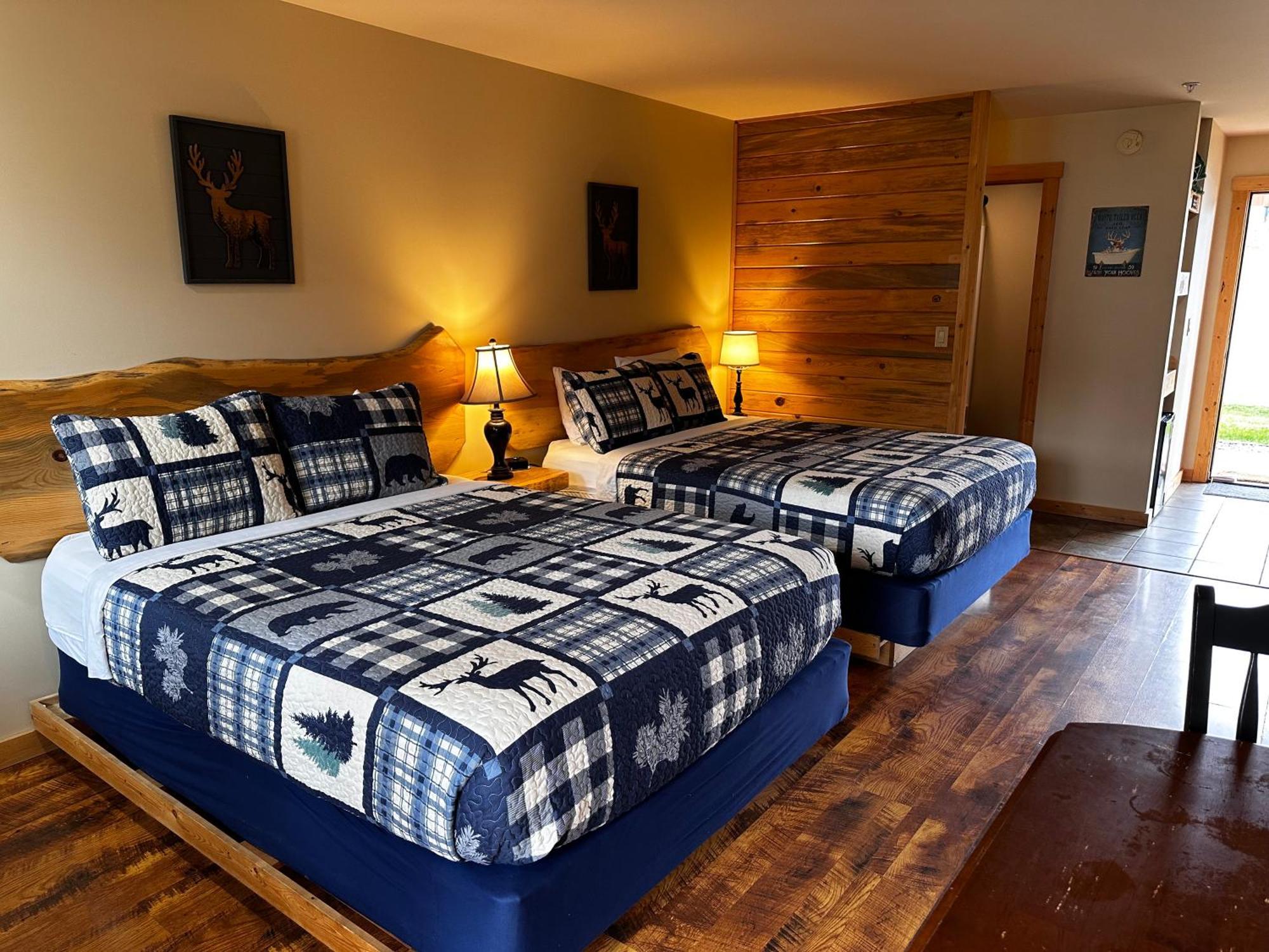 Methow River Lodge And Cabins Уинтроп Экстерьер фото